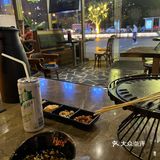 世豪广场的何师烧烤[坏笑][坏笑][坏笑]