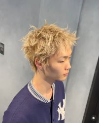 -海文先生国潮烫染男士理发馆