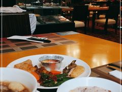 -上海西藏大厦万怡自助餐厅(徐汇店)
