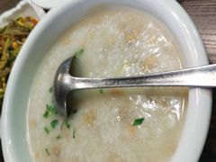 三文鱼粥-醉美东江·三文鱼·烧鸡公