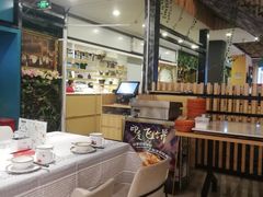 -丹江口渔村·湘味厨房(桃园店)