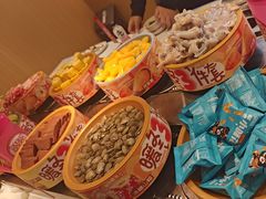 -龍歌自助小火锅(市北CBD万达店)