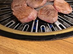 -炼火烤肉店