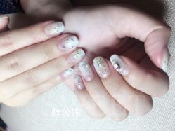 -睫乐园•睫公馆•美睫美甲沙龙