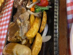 -鲨鱼美式餐厅酒吧Sharky