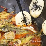 【鲜香四溢的地锅鱼之旅】
