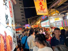 -六合夜市