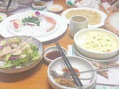 -青瓦餐厅·生鱼片·韩园烤肉(西塔店)