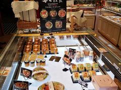 面包甜点陈列柜-TOUCH泰奇(金桥长岛路店)