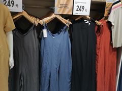 -优衣库(北京万柳华联购物中心店)