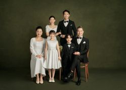 -至臻微拉婚纱摄影