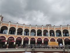 -佛罗伦萨小镇广佛名品奥特莱斯(疏港路店)