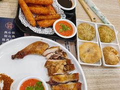 -花馬肆.云南过桥米线(汉神购物广场现场熬汤店)