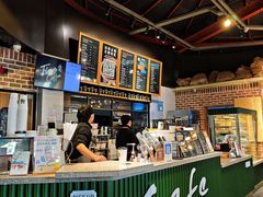 -TIMO COFFEE 阿拉校园面包