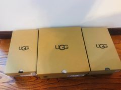 -UGG(燕莎奥特莱斯购物中心店)