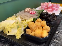 -一席地·本地鸡窝·杭帮鸡火锅(萧山银隆百货店)