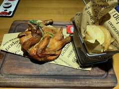 烧春鸡配薯角-江南果道西餐厅(北京路店)