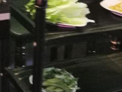 -川渝窈妹纸包鱼·齐齐哈尔烤肉