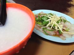 -颂记牛肉粉