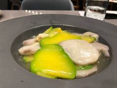 -半山腰·云南菜(侨福芳草地店)