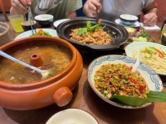 -老滇山寨•云南特色菜•地方菜•民族风情歌舞表演(世纪金源店)
