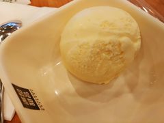 香菜冰激凌球-满记甜品(万科广场店)
