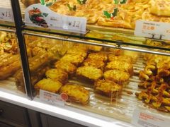-85度C(生甜甜圈研究工坊·上海松江人民北路店)