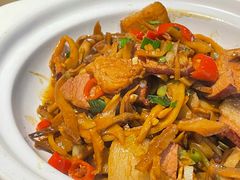 -九锅一堂酸菜鱼(万达广场店)