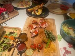 -ins森林童话餐厅coffee&bistro