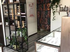 -视野联行眼镜蔡司·依视路官方授权店(顺城店)