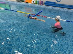 -乐悠游亲子游泳俱乐部