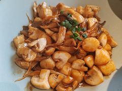 -蜜桃餐厅·伴山(湖滨商业街店)
