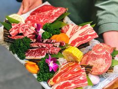 -明洞阿姨·韩式酱蟹烤肉·创意料理(三元桥店)