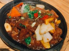 啫啫鱼煲-大茴香越法料理(SOHO复兴店)