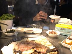 -韩聚屋韩国烤肉餐厅(新北万达店)