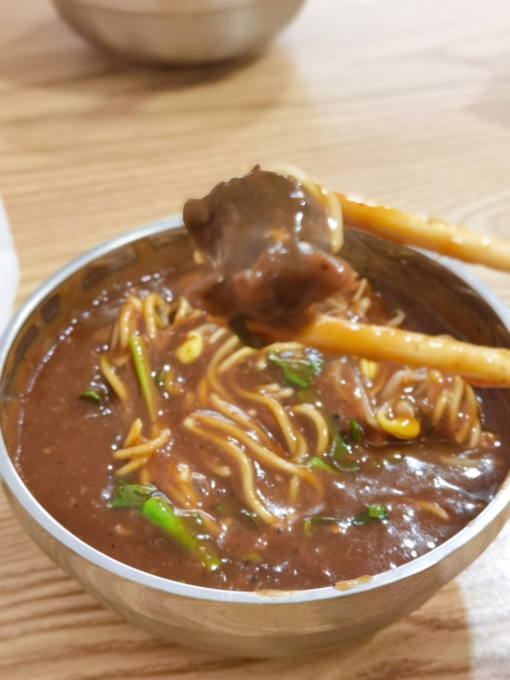 阆中特色牛肉面真长这样7175那没店就有原因了