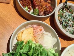 烤猪五花的配菜-SHAN山(前滩太古里店)