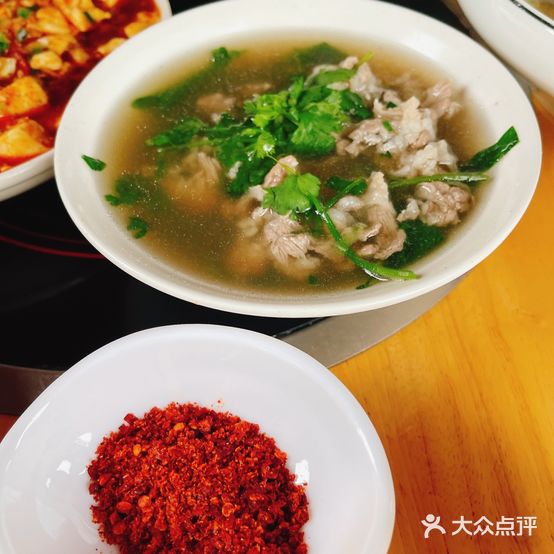 大众跷脚牛肉管·非遗传承单位(峨眉直营店)