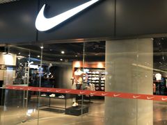 -耐克(恒隆广场店)