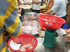 -标记美食新鲜猪杂(兴南大道店)