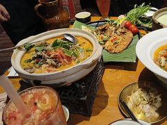 -老滇山寨•云南特色菜•地方菜•民族风情歌舞表演(金碧店)