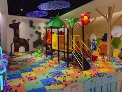 -齐河孔雀王温泉酒店·金孔雀自助百汇