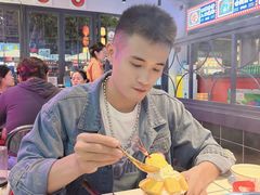 -九街淑芬掌中宝串串公司(内街文化创意园店)