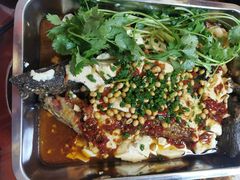豆花烤洞鱼-锅贴杨一手特色豆花烤鱼饭店(荔波美食街店)