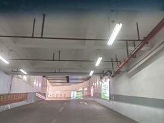 -百盛优客城市广场-停车场