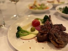 -WOLFGANG PUCK KITCHEN & BAR(迪士尼小镇店)