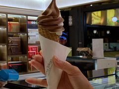 72%黑巧克力风味软冰淇淋-布歌东京(万象天地店)