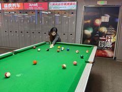 -VV桌球俱乐部(长阳大润发店)