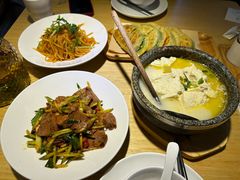 -关东小磨东北菜(上海长风大悦城店)