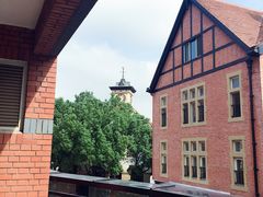 -钟书阁(松江泰晤士小镇店)